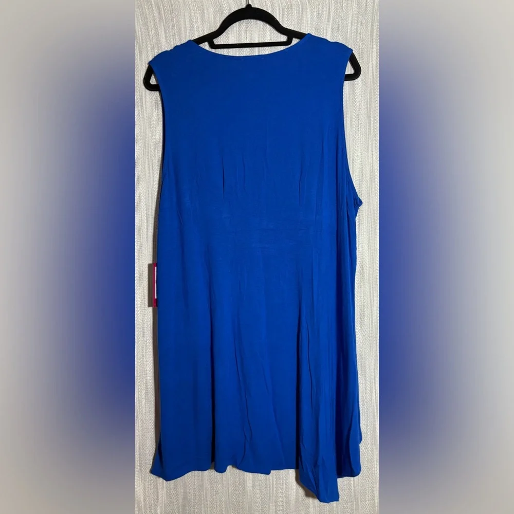 Vince Camuto Blue Sleeveless Top - Picture 5 of 5